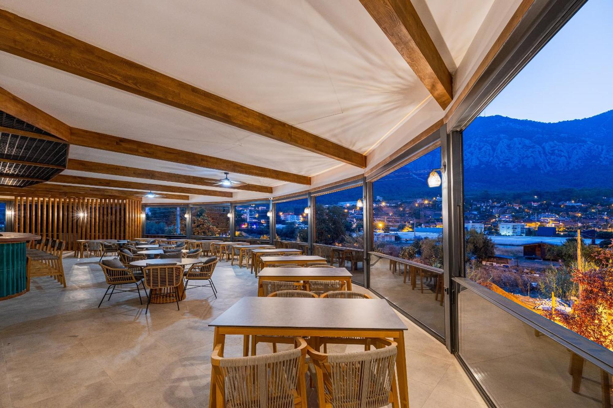 Rota Kilidonia Karaoez Suites&Villas 外观 照片