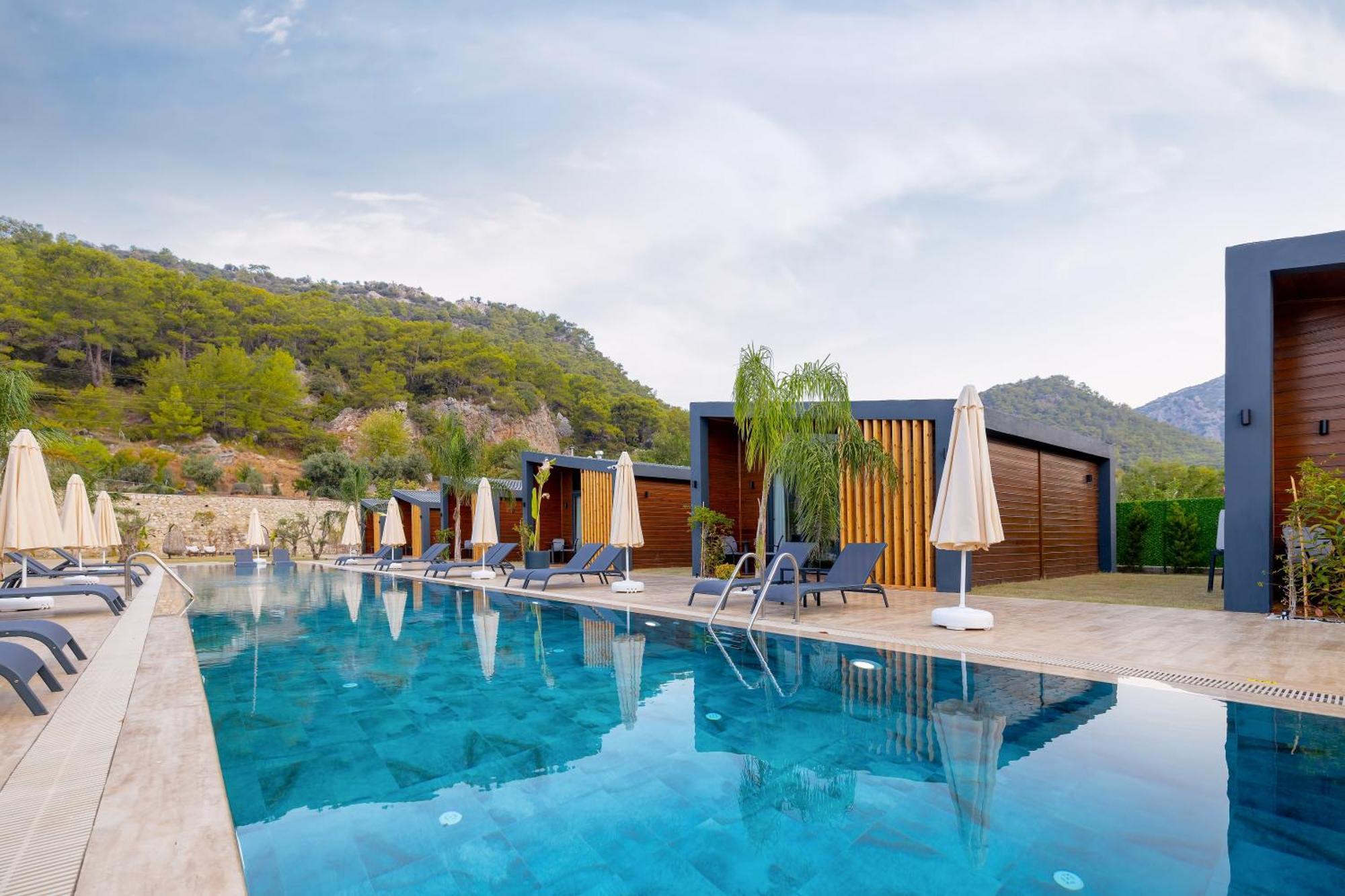 Rota Kilidonia Karaoez Suites&Villas 外观 照片
